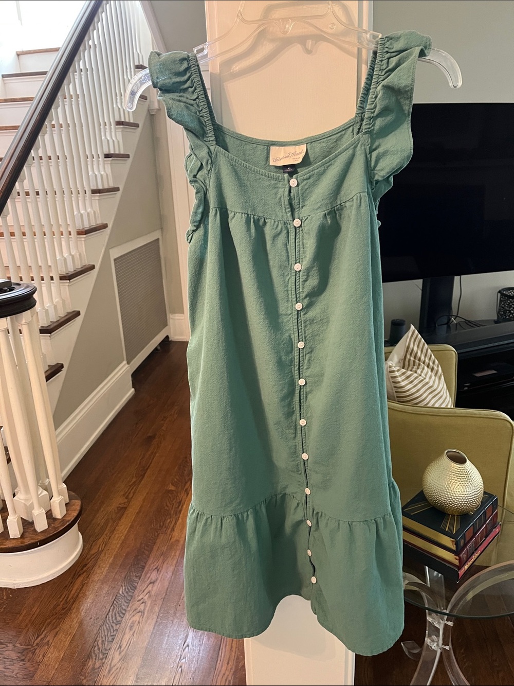 Universal Thread cute green ruffle shoulder sleeve Sun Dress